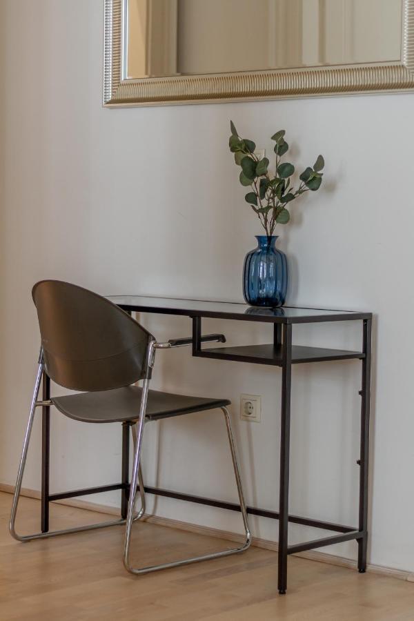 Andrassy Str. Luxury Апартаменты *