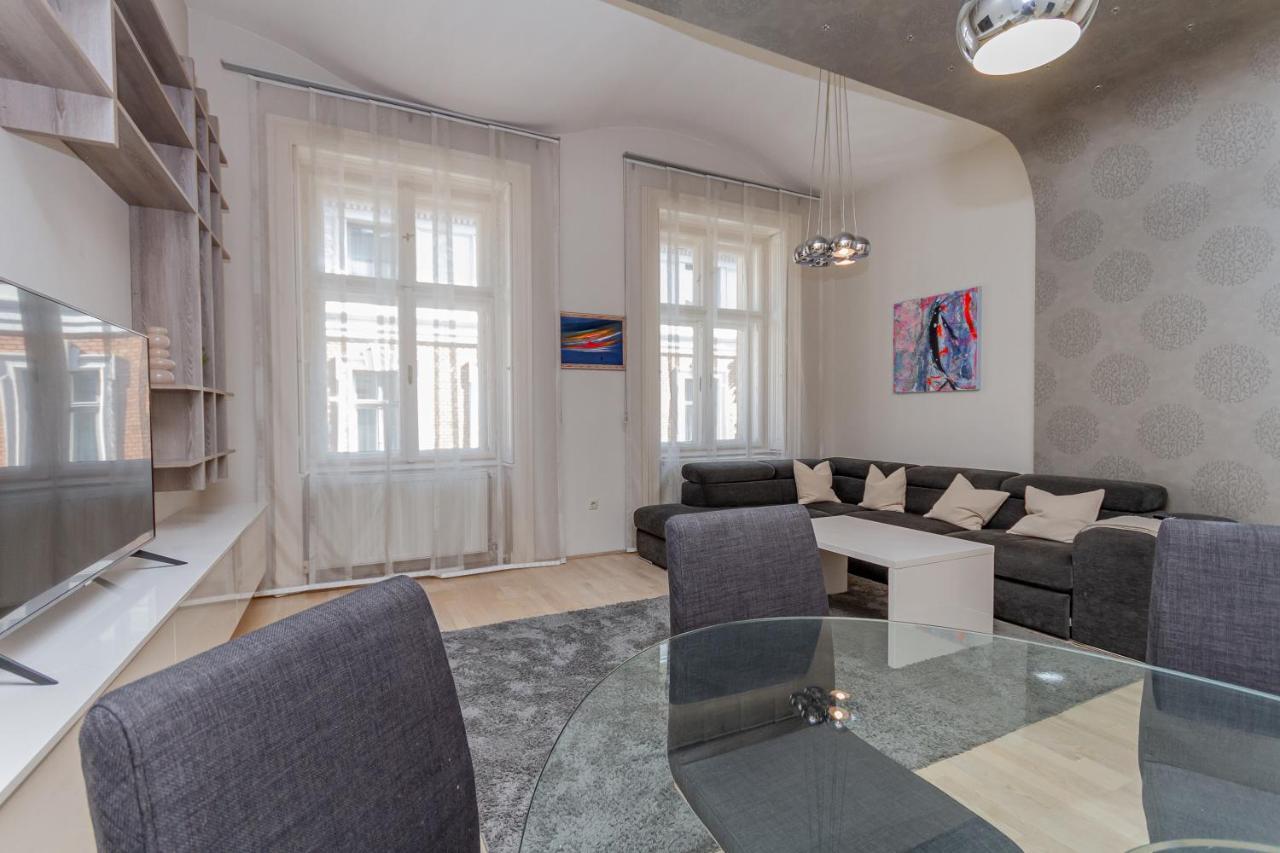 Andrassy Str. Luxury Апартаменты